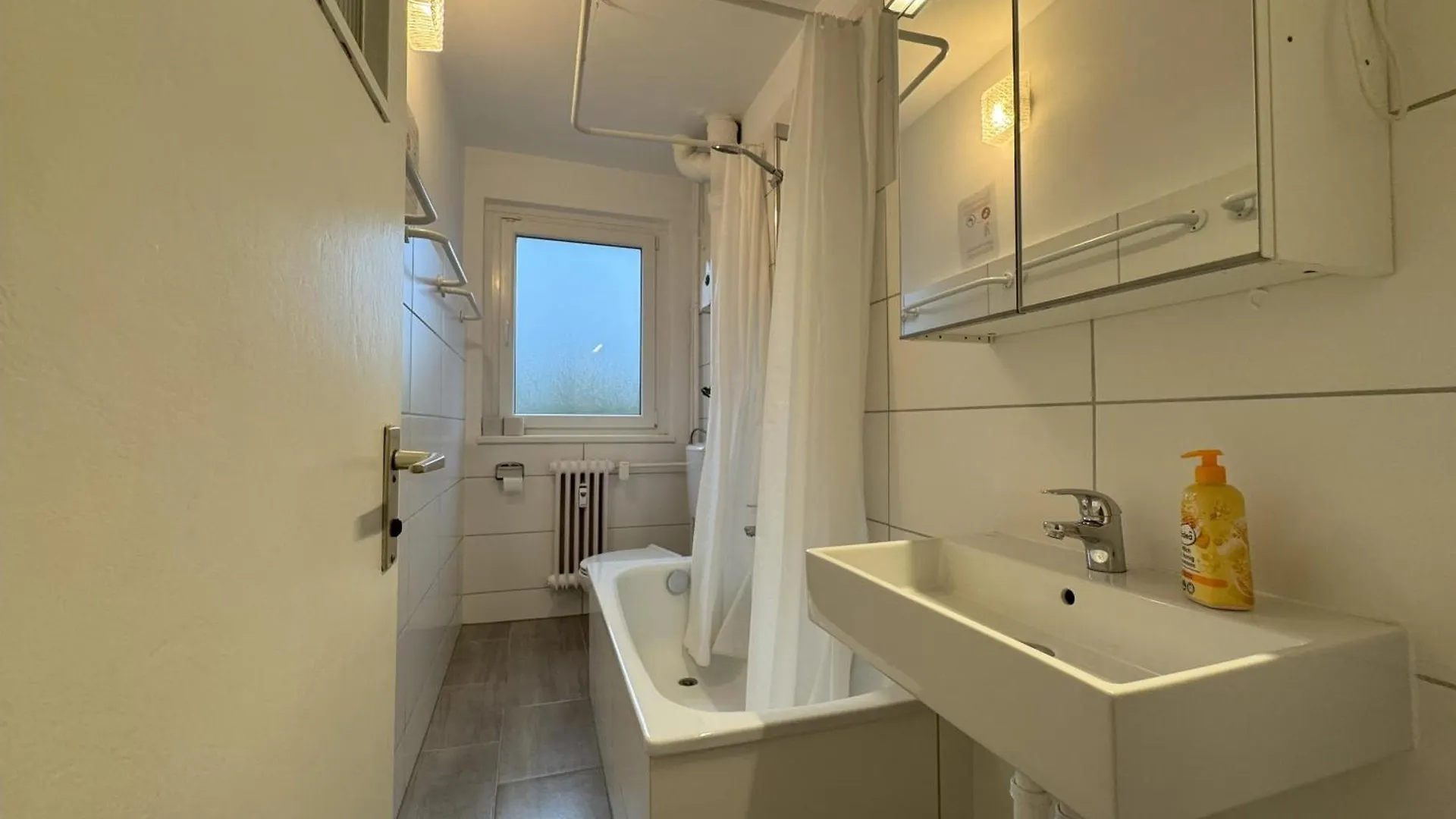 M M Central Vintage Family, Handwerker Und Monteure Apartments Berlijn