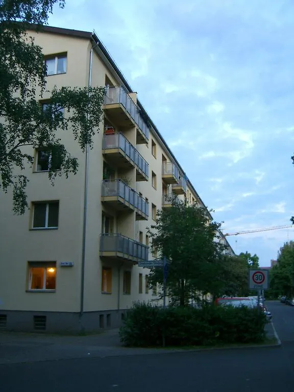 M M Central Vintage Family, Handwerker Und Monteure Apartments Berlin